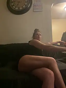 bustybunny25 online show from 05/03/26, 04:50