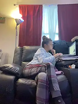 bustybunny25 online show from 12/17/25, 02:55