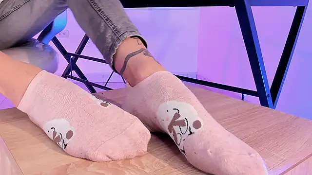 ArchieCollins online show from 11/07/25, 09:41