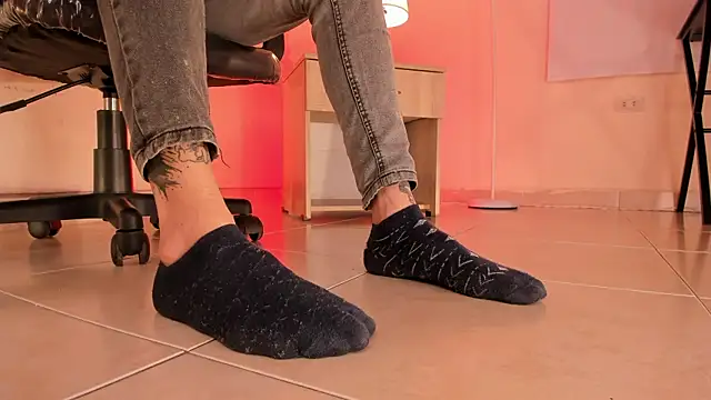 ArchieCollins online show from 12/22/25, 08:31