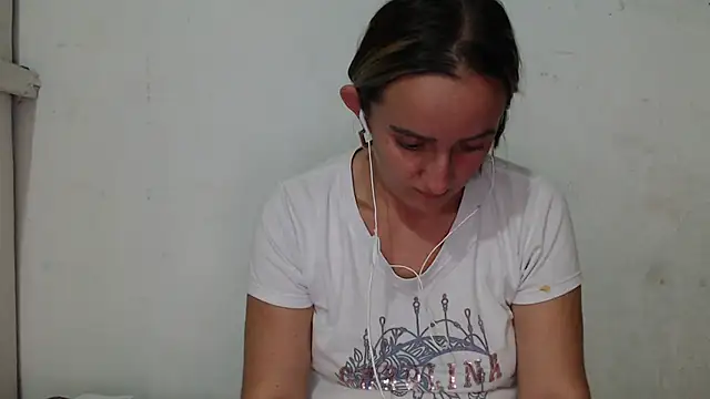 Snapshot of DeepAnal07 chatting on 06/21/26, 03:56 DeepAnal07 online show from 06/21/26, 03:56