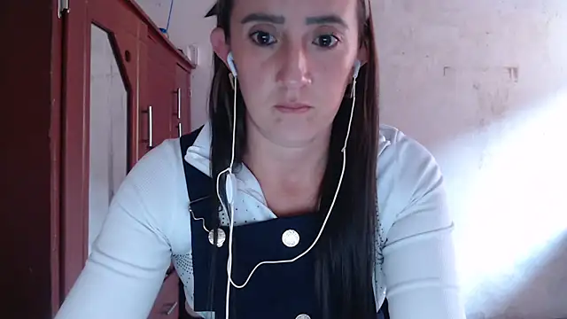 Snapshot of DeepAnal07 chatting on 06/09/26, 04:30 DeepAnal07 online show from 06/09/26, 04:30