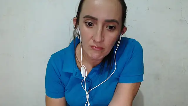 Snapshot of DeepAnal07 chatting on 06/14/26, 01:24 DeepAnal07 online show from 06/14/26, 01:24