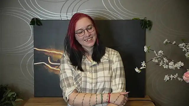 KarenHaan online show from 10/25/25, 05:17