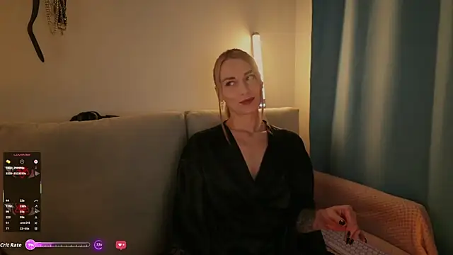 Snapshot of AskAlexa chatting on 09/28/25, 11:01 AskAlexa online show from 09/28/25, 11:01