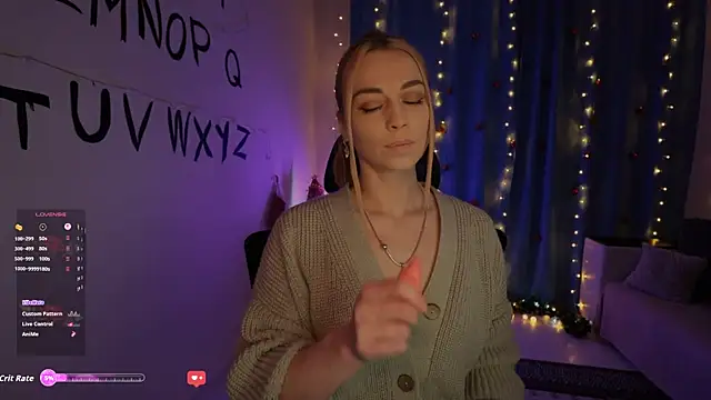 Snapshot of AskAlexa chatting on 12/22/25, 05:57 AskAlexa online show from 12/22/25, 05:57