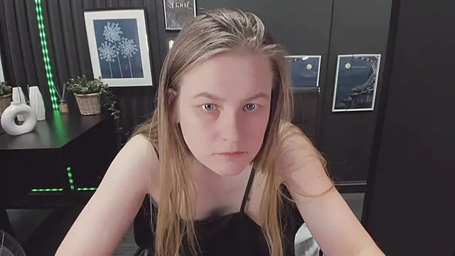 JadeSoft online show from 03/19/25, 01:10