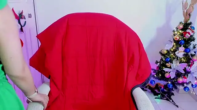 danielahot66 online show from 11/30/25, 11:49