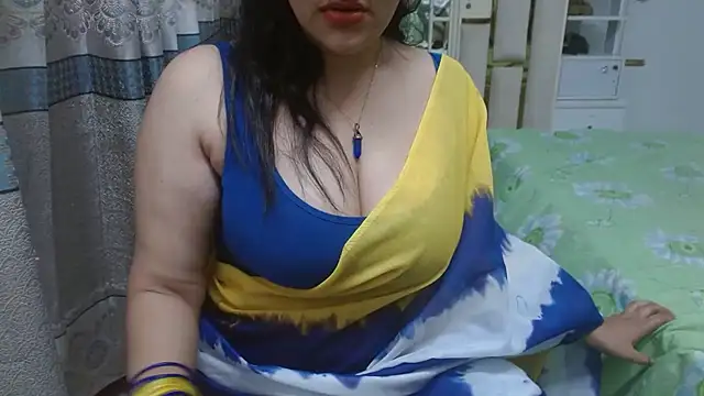 Snapshot of Lovelywife786 chatting on 09/10/25, 07:02 Lovelywife786 online show from 09/10/25, 07:02