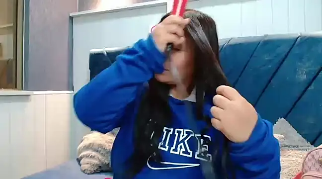 EmilyQueen3x online show from 03/21/25, 12:50