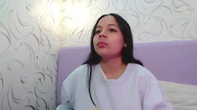 EmilyQueen3x online show from 10/21/25, 01:21