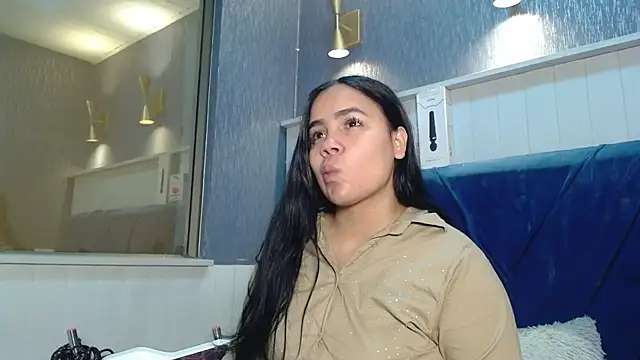 EmilyQueen3x online show from 11/29/25, 12:49