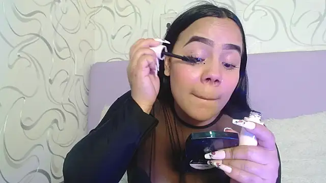 EmilyQueen3x online show from 11/08/25, 02:31