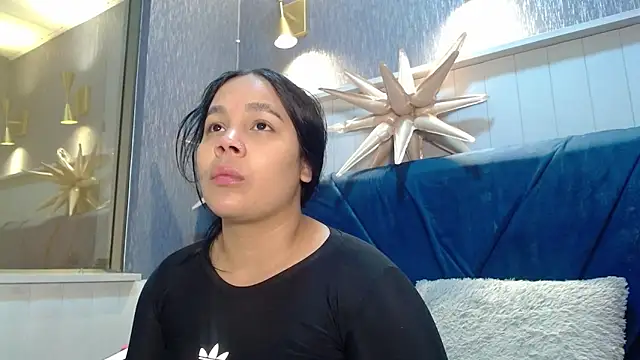 EmilyQueen3x online show from 12/18/25, 01:37