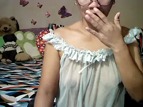 Mia Rein online show from 12/19/25, 01:53