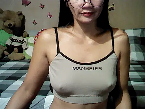 Mia Rein online show from 02/05/26, 09:49