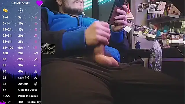 Purple Flamingo online show from 04/07/26, 03:58