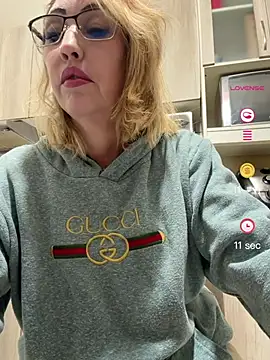 RAIRAsexy online show from 06/11/26, 08:55