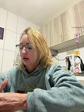 RAIRAsexy online show from 07/21/26, 08:15