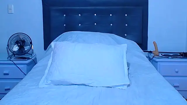 Snapshot of RubyFetish chatting on 02/23/26, 08:15 RubyFetish online show from 02/23/26, 08:15