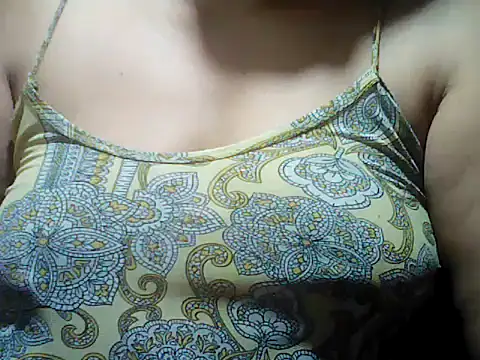 Snapshot of Sexyhorney4u chatting on 07/07/26, 09:18 Sexyhorney4u online show from 07/07/26, 09:18