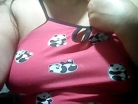 Snapshot of Sexyhorney4u chatting on 07/01/26, 01:39 Sexyhorney4u online show from 07/01/26, 01:39