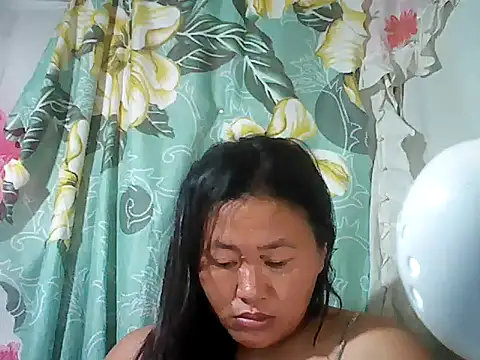 Sexyhorney4u online show from 10/31/25, 04:14