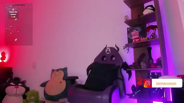 EmmaRusso online show from 04/08/26, 07:37