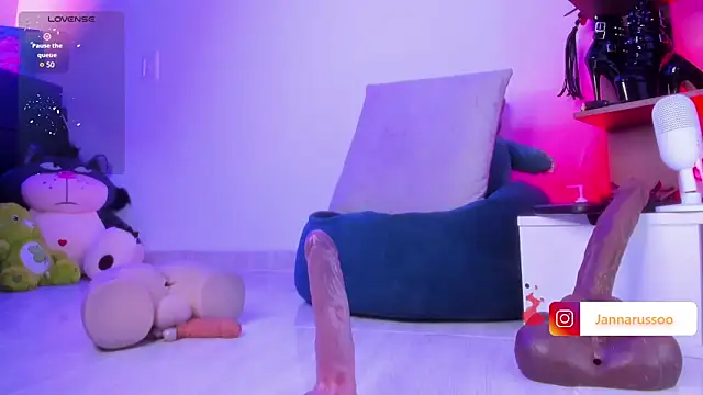 EmmaRusso online show from 03/20/26, 07:37