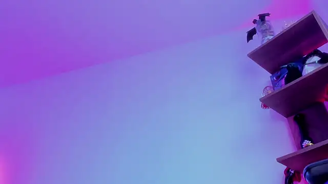 EmmaRusso online show from 03/07/26, 10:37