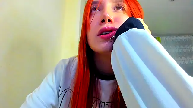Snapshot of horny__molly_ chatting on 01/16/25, 12:23 horny molly online show from 01/16/25, 12:23