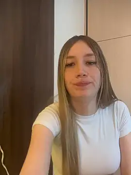 horny  molly  online show from 06/27/26, 04:35