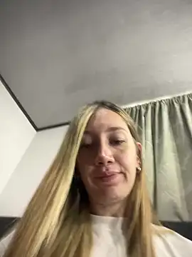 horny  molly  online show from 03/12/26, 07:40