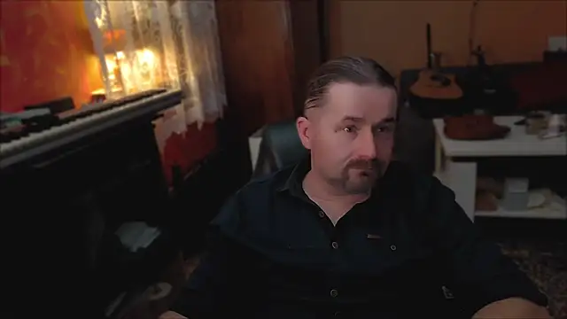 Mosiadz1975 online show from 02/03/25, 10:43
