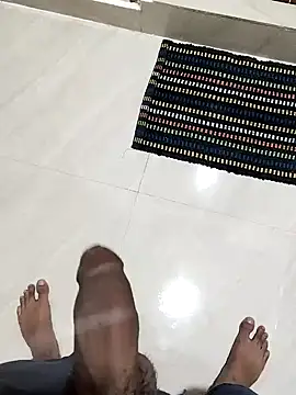 Snapshot of hOrnybOy_369 chatting on 12/24/24, 11:11 hOrnybOy 369 online show from 12/24/24, 11:11