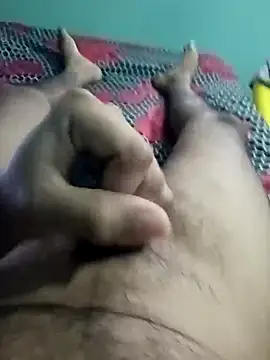 Snapshot of hOrnybOy_369 chatting on 10/05/25, 05:09 hOrnybOy 369 online show from 10/05/25, 05:09