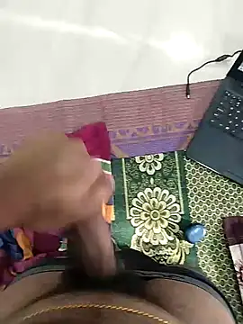 Snapshot of hOrnybOy_369 chatting on 02/19/25, 10:56 hOrnybOy 369 online show from 02/19/25, 10:56