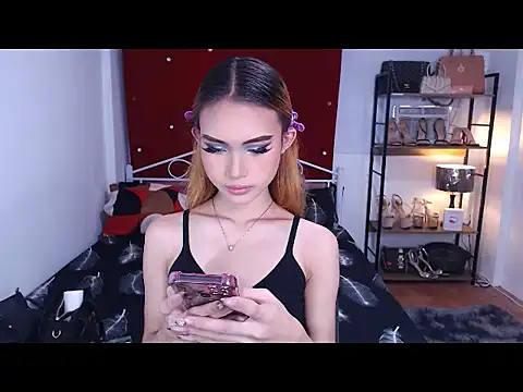 MeatyhorsecockMistress online show from 01/06/26, 07:45