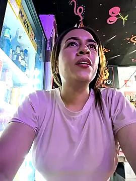 Snapshot of Nanybaker95 chatting on 02/13/26, 12:10 Nanybaker95 online show from 02/13/26, 12:10