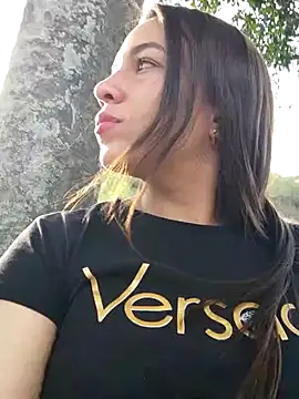 Snapshot of Nanybaker95 chatting on 02/23/25, 09:37 Nanybaker95 online show from 02/23/25, 09:37