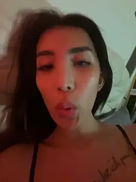 Snapshot of BunnieAngel chatting on 09/09/25, 01:49 BunnieAngel online show from 09/09/25, 01:49