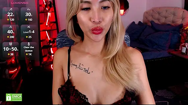 Snapshot of BunnieAngel chatting on 02/24/25, 01:24 BunnieAngel online show from 02/24/25, 01:24