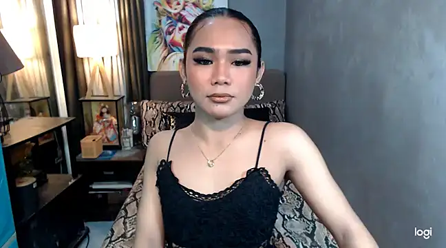 MajaSalvador online show from 01/10/25, 01:09