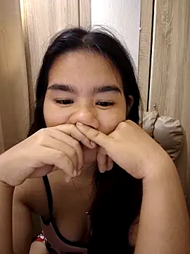 Kissy07 online show from 10/28/25, 09:58