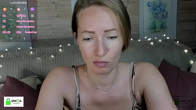 Queenymel online show from 09/23/25, 03:08