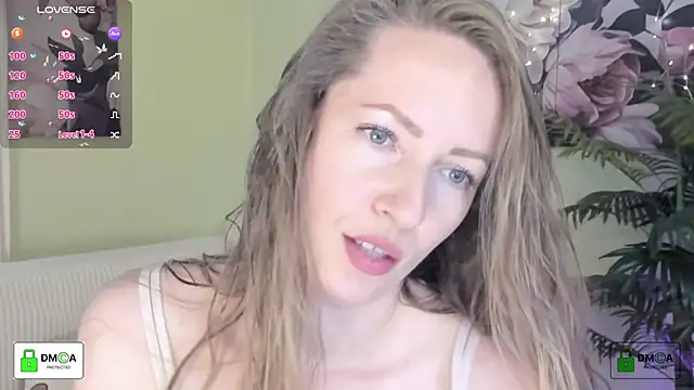 Queenymel online show from 05/21/26, 04:48