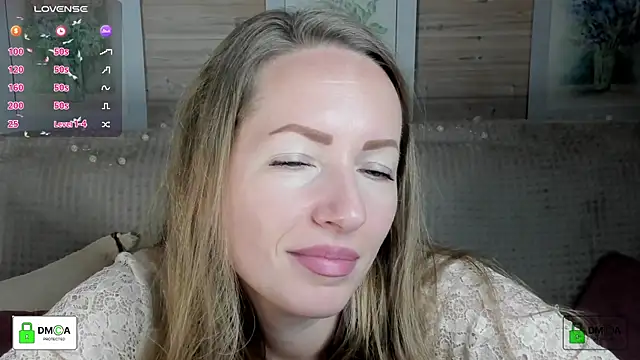 Queenymel online show from 11/05/25, 01:03