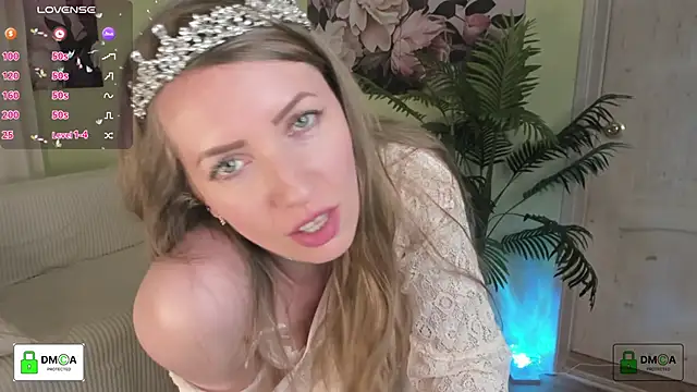 Queenymel online show from 04/15/26, 07:58