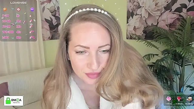 Queenymel online show from 03/29/26, 04:52