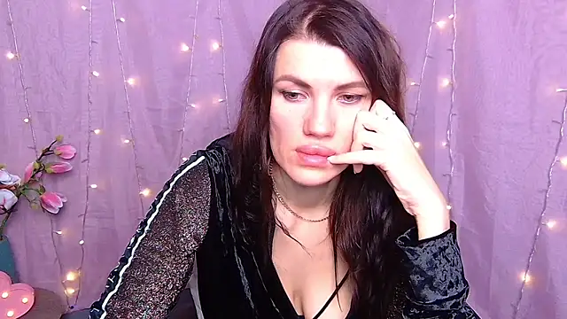 MilaLoona online show from 03/03/26, 07:15